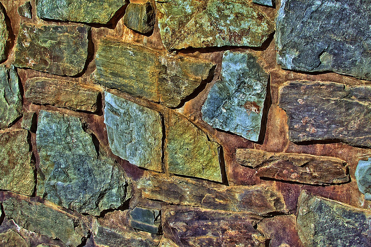 bricklaying masonry residential wall